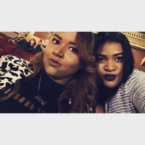 Meet your Posher, Sachalis